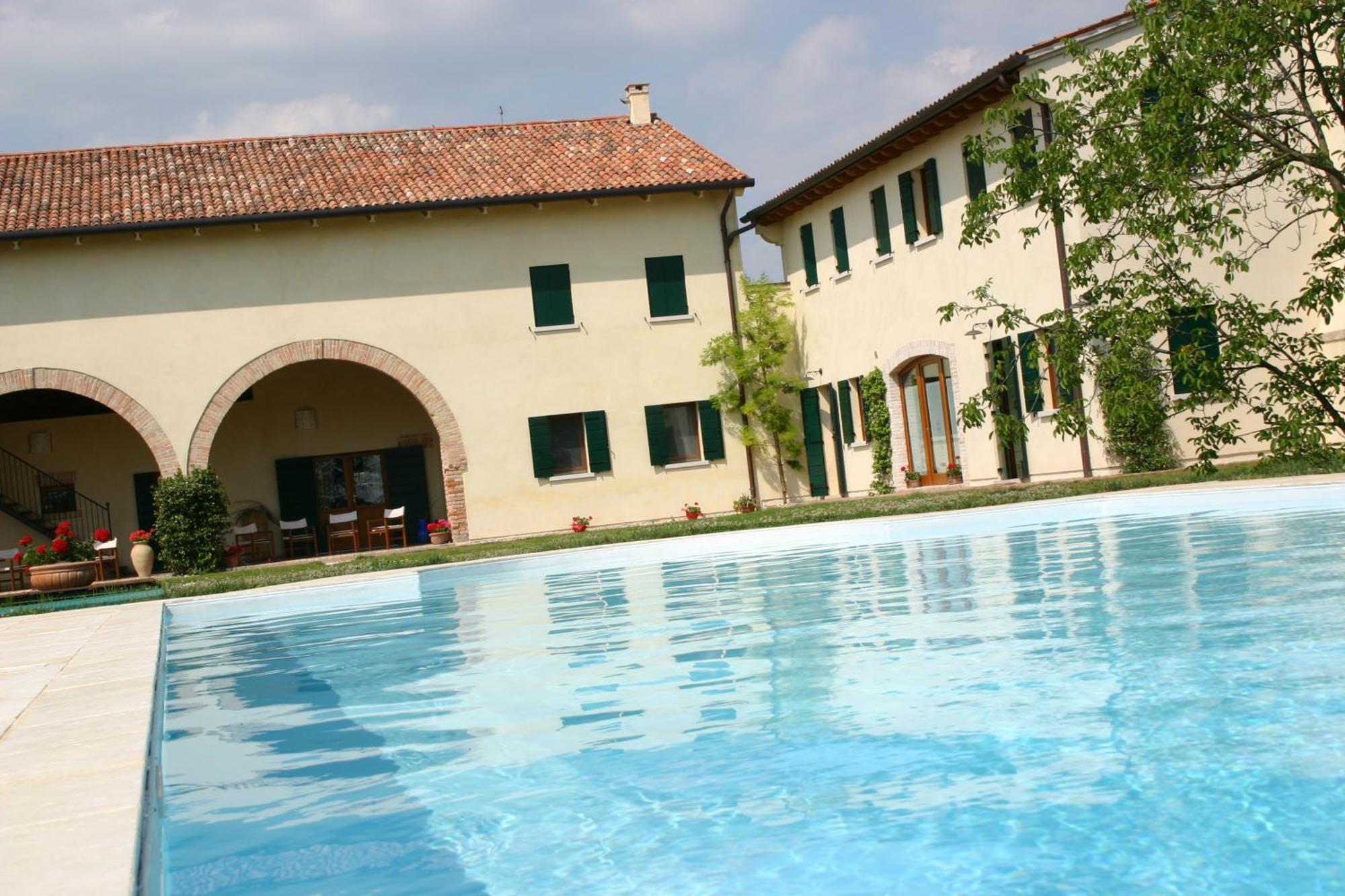 Il Rifugio Del Poeta Pensionat San Biagio di Callalta Exteriör bild