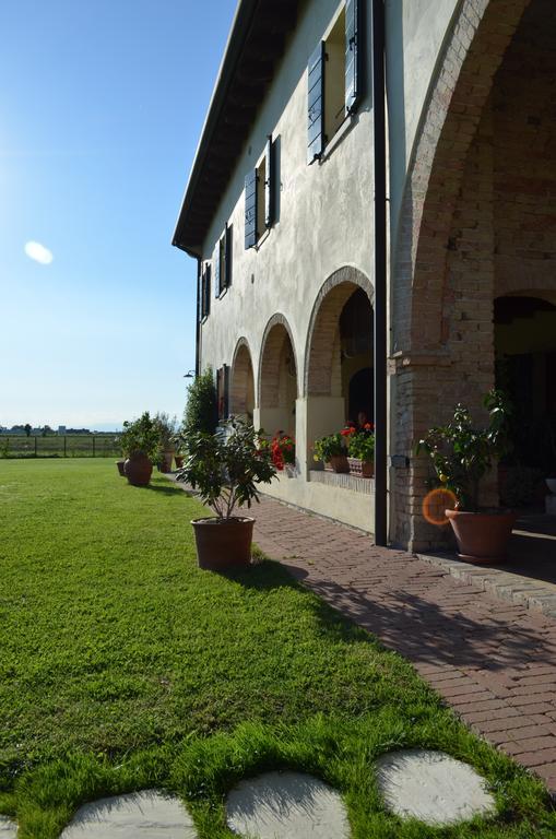 Il Rifugio Del Poeta Pensionat San Biagio di Callalta Exteriör bild